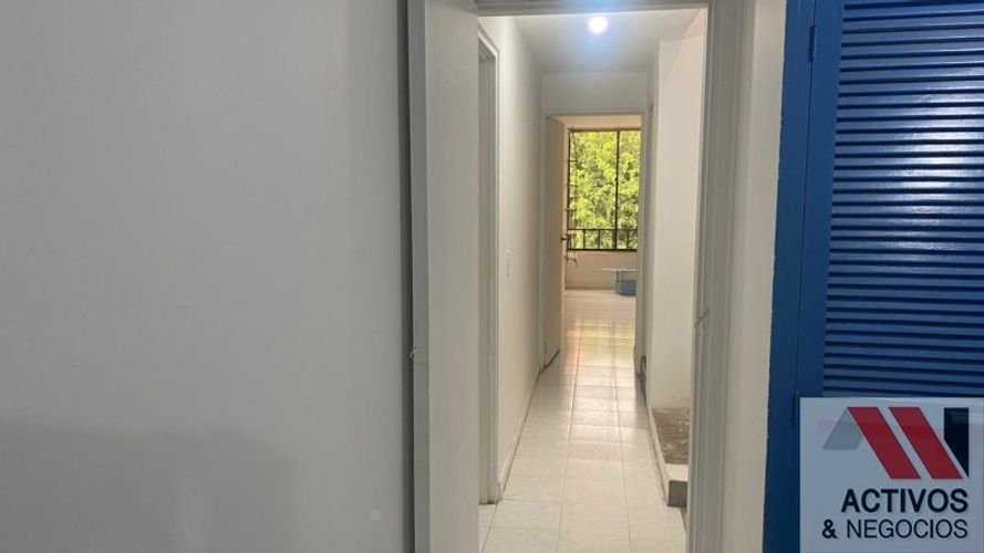 Casa de 3 alcobas en venta en Las Violetas, Medellín, 162 m² · foto 16 de 24