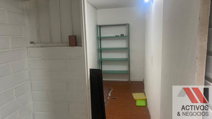 Casa de 3 alcobas en venta en Las Violetas, Medellín, 162 m² · foto 21 de 24