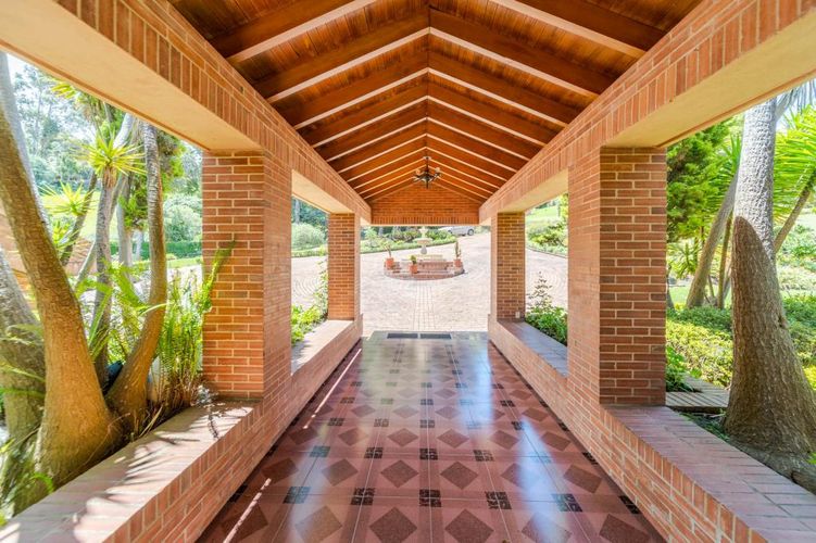 Casa de 4 alcobas en venta en Santa Rita, Chía, 1100 m² · foto 4 de 24
