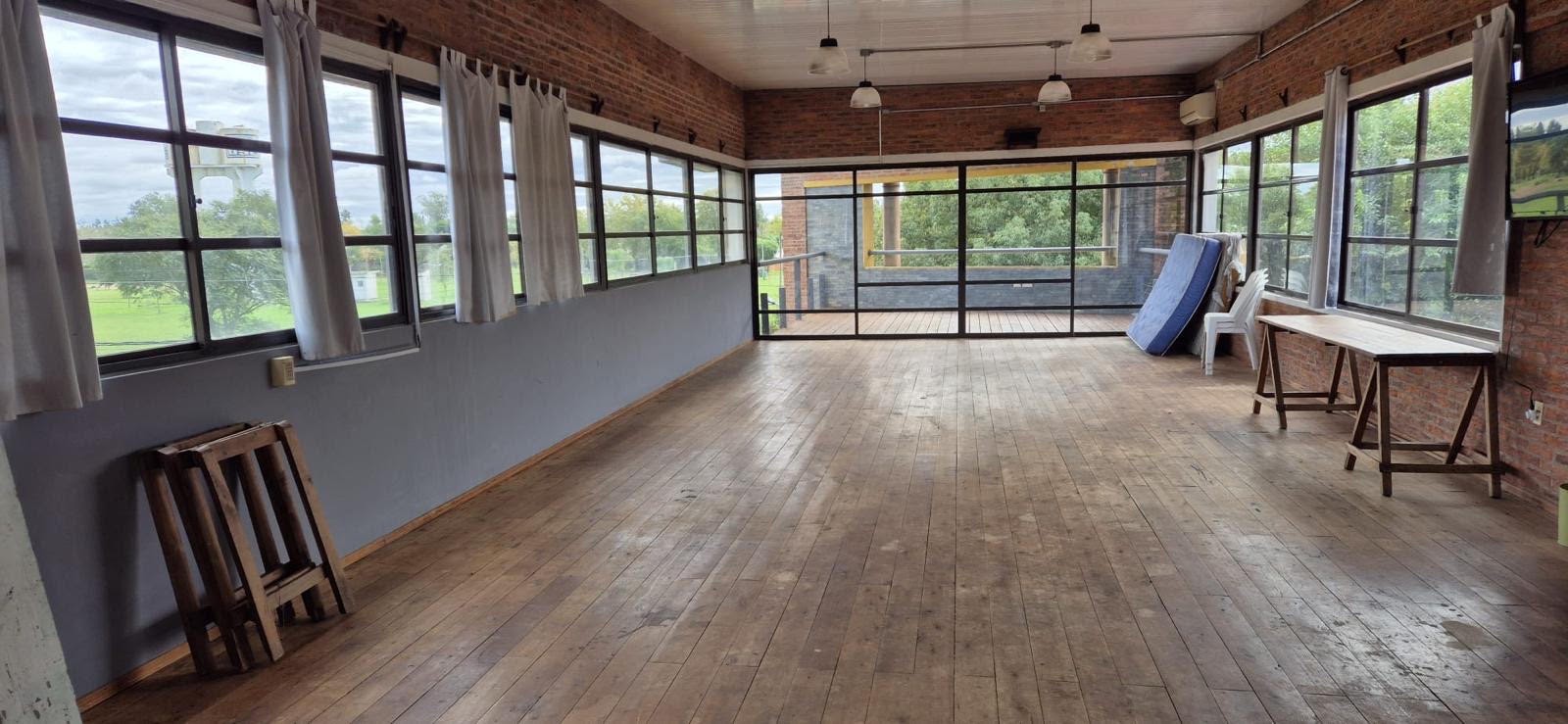 Gran Oportunidad De Inversión En Termas Del Dayman -Salto 3 Padrones (Padrón Único) Con 6 Apart Hotel Alquilados Parrilleros Cocheras 2 Bungalow y 1 Casa - foto 3