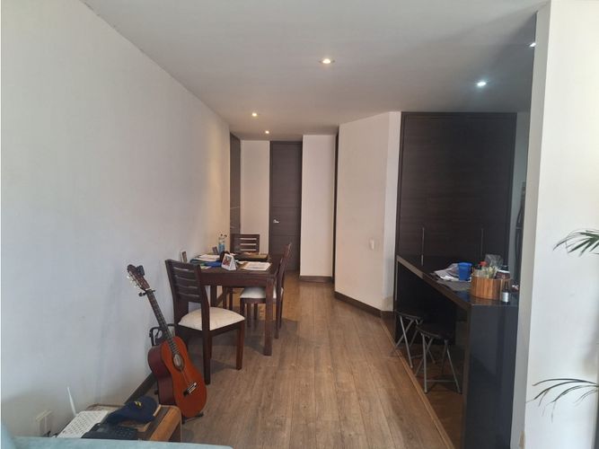 Apartaestudio en venta en Santa Barbara Occidental, Bogotá, 74 m² · foto 3 de 19