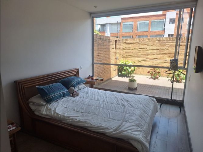 Apartaestudio en venta en Santa Barbara Occidental, Bogotá, 74 m² · foto 7 de 19