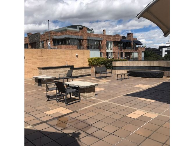 Apartaestudio en venta en Santa Barbara Occidental, Bogotá, 74 m² · foto 15 de 19