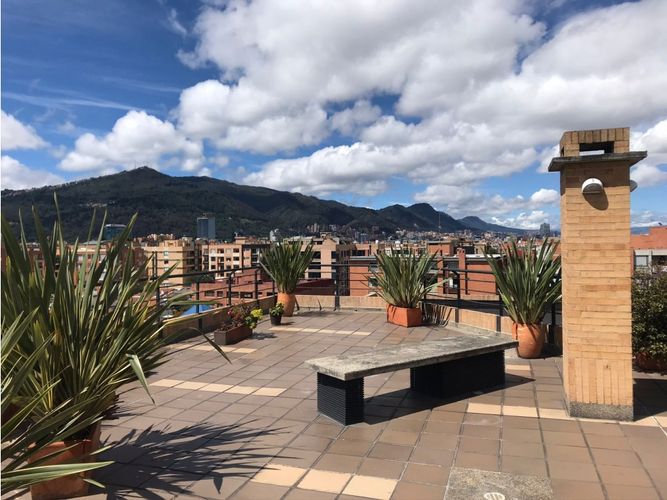 Apartaestudio en venta en Santa Barbara Occidental, Bogotá, 74 m² · foto 17 de 19