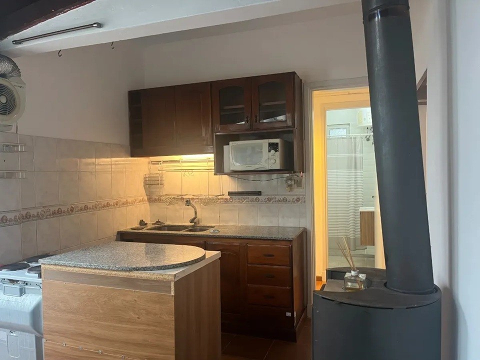 ALQUILER EN PUNTA CARRETAS DE 2 DORMITORIOS, 2 BALCONES, PARRILLERO EXCLUSIVO, GASTOS COMUNES BAJOS · Foto 5