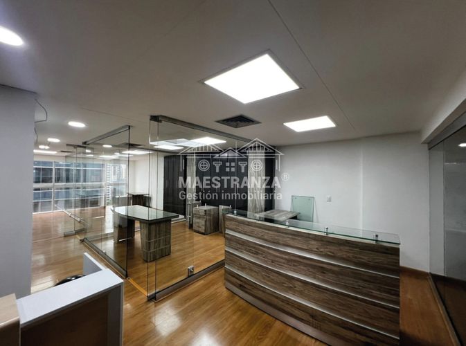 Oficina en arriendo en El Campestre, Medellín, 65 m² · foto 2 de 12