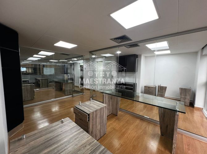 Oficina en arriendo en El Campestre, Medellín, 65 m² · foto 10 de 12
