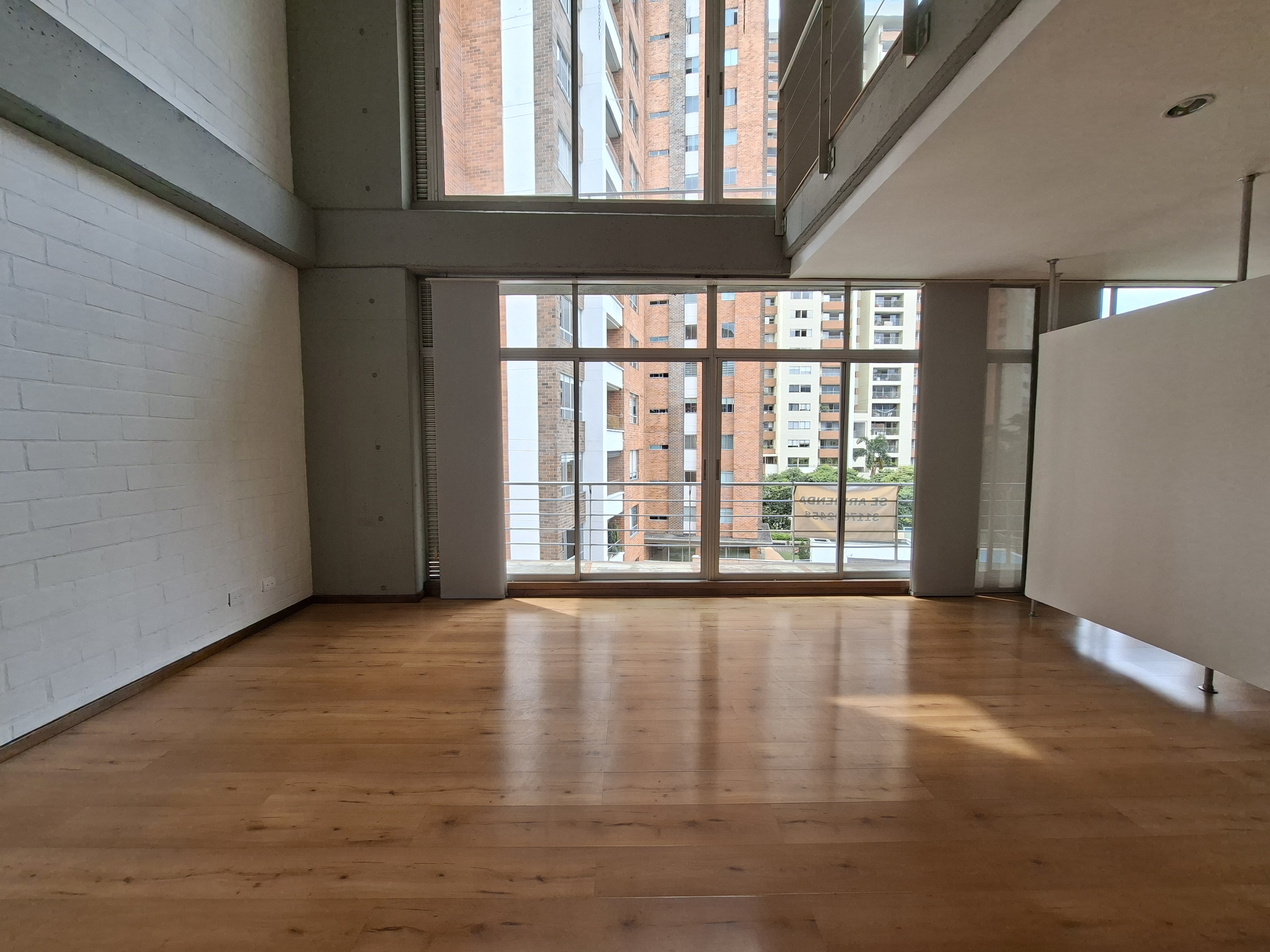 1BR Apartment in El Poblado (120 m²) - 4