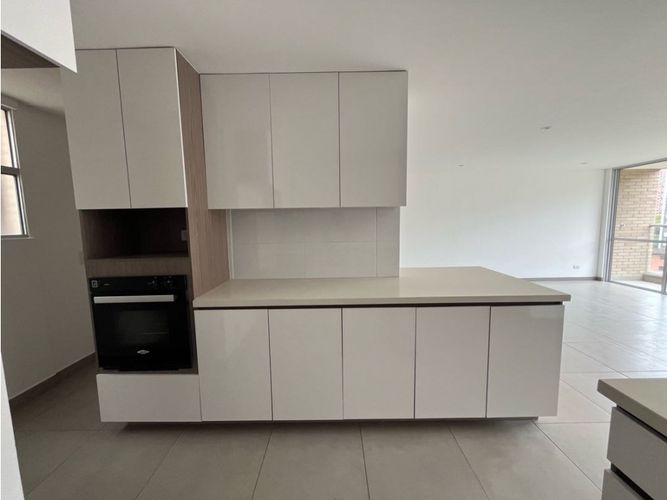Apartamento de 3 alcobas en venta en Otraparte, Envigado, 114 m² · foto 3 de 24
