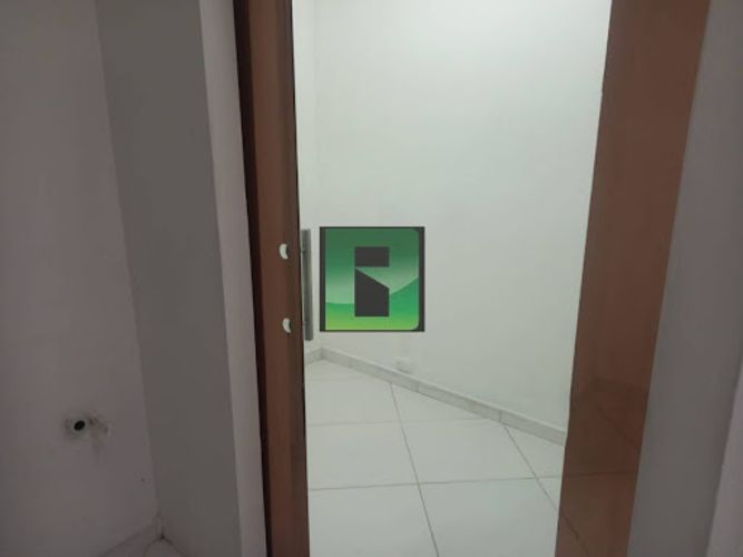 Local en arriendo en La Candelaria, Medellín, 24 m² · foto 3 de 7