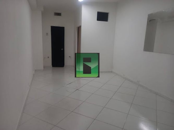 Local en arriendo en La Candelaria, Medellín, 24 m² · foto 4 de 7