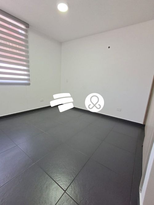 Apartamento de 3 alcobas en venta en Fontibon, Rionegro · foto 5 de 7
