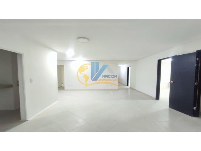 Casa de 9 alcobas en arriendo en Centro, Piedecuesta, 200 m² · foto 12 de 24
