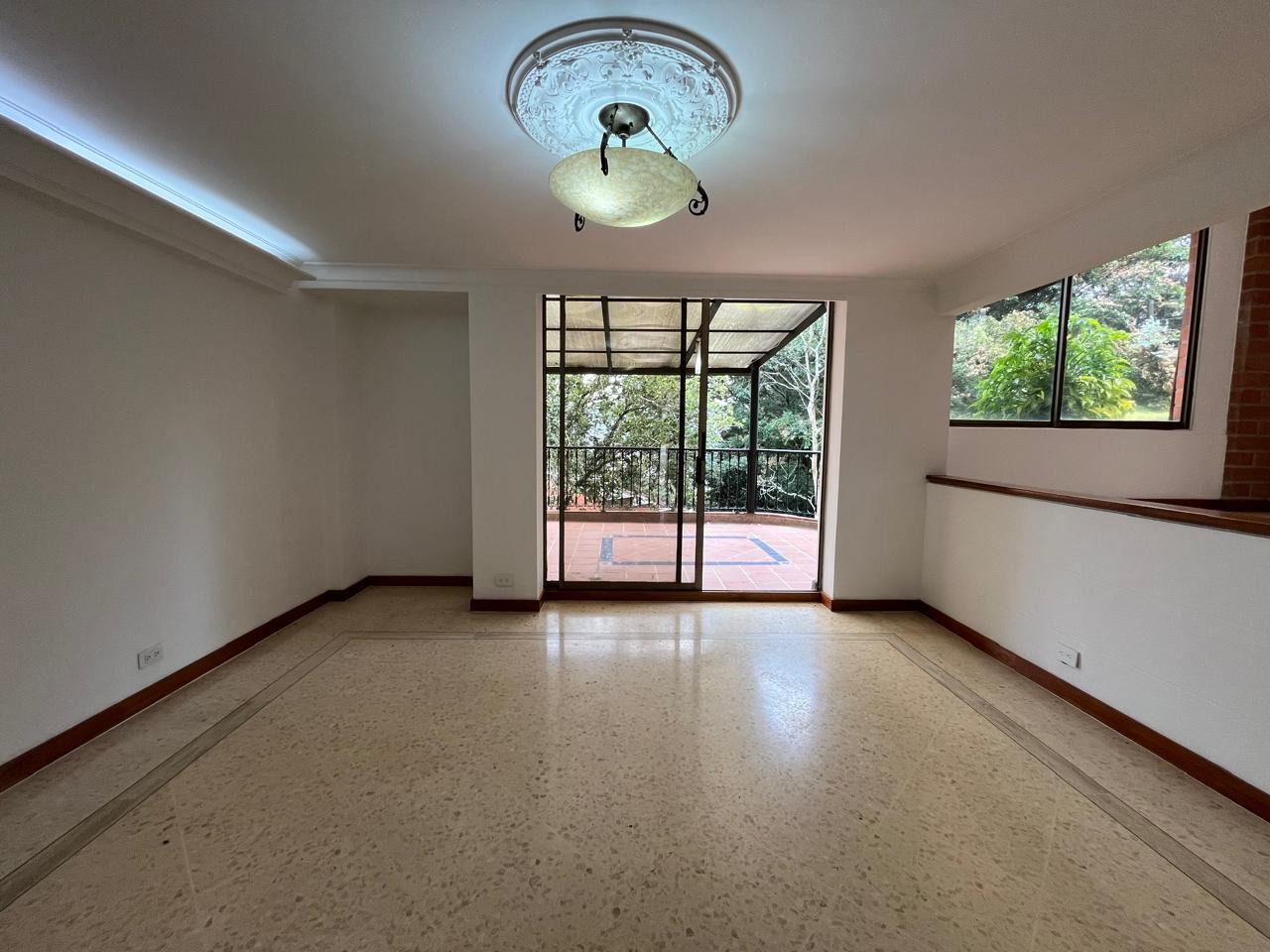 Casa en arriendo en El Poblado, Medellín · foto 15 de 20
