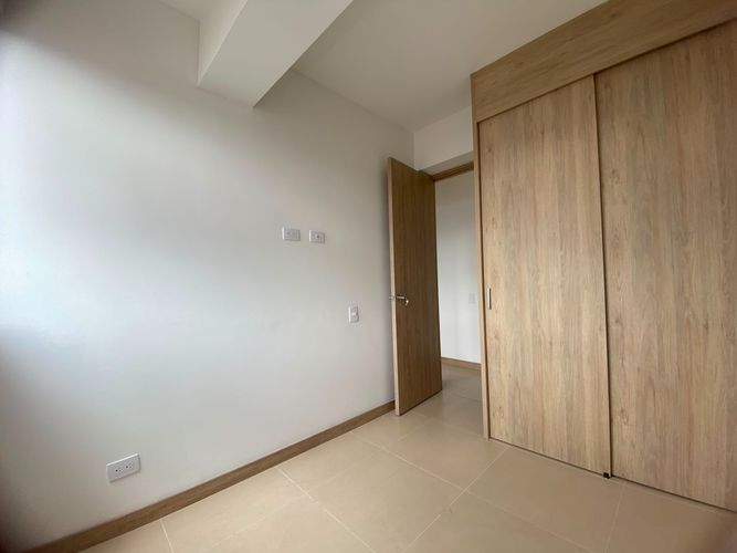 Apartamento de 3 alcobas en venta en Las Lomitas, Sabaneta, 66 m² · foto 9 de 24