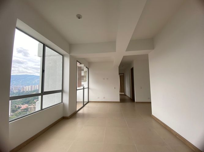 Apartamento de 3 alcobas en venta en Las Lomitas, Sabaneta, 66 m² · foto 3 de 24