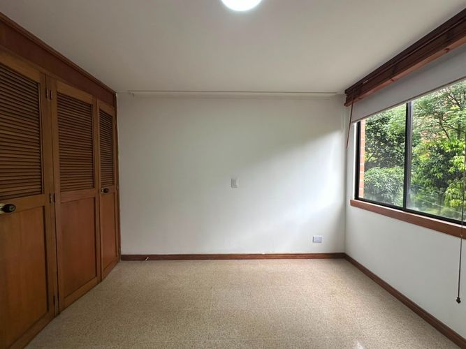 Apartamento de 3 alcobas en arriendo en Las Lomas, Medellín, 145 m² · foto 11 de 18