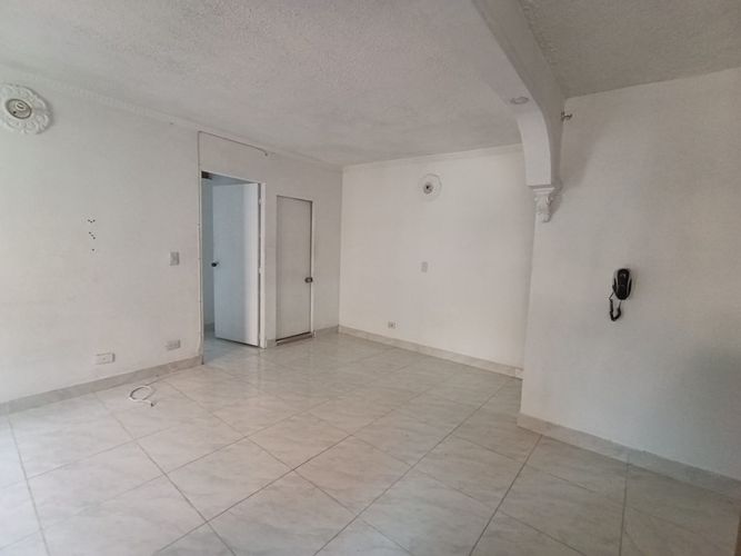 Apartamento de 1 alcoba en arriendo en Laureles, Medellín, 42 m² · foto 2 de 14