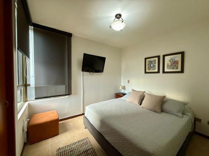 Apartamento de 3 alcobas en arriendo en El Poblado, Medellín, 89 m² · foto 9 de 12
