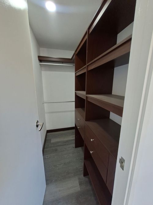Apartamento de 3 alcobas en arriendo en El Diamante No. 2, Medellín, 70 m² · foto 6 de 12