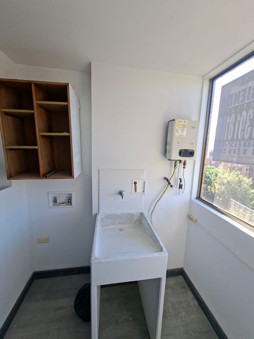 Apartamento de 3 alcobas en arriendo en El Diamante No. 2, Medellín, 70 m² · foto 10 de 12