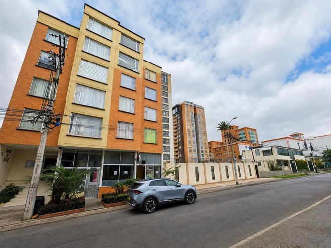 Apartamento de 3 alcobas en venta en Pandiaco, Pasto, 131 m² · foto 3 de 9