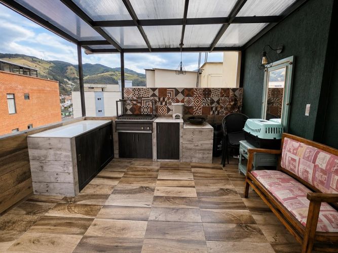 Apartamento de 3 alcobas en venta en Pandiaco, Pasto, 131 m² · foto 8 de 9