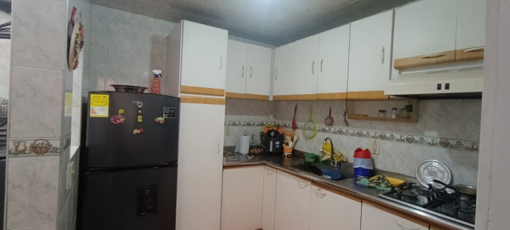 Casa en venta en Engativá, Bogotá · foto 2 de 18