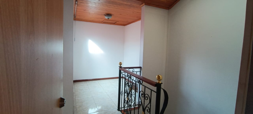 Casa en venta en Engativá, Bogotá · foto 10 de 18