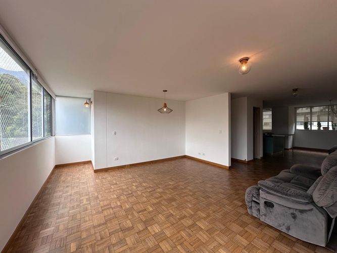 Apartamento de 3 alcobas en arriendo en El Poblado, Medellín, 160 m² · foto 11 de 20