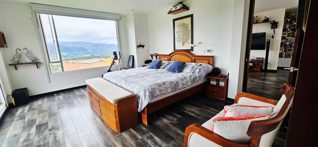 Casa de 4 alcobas en arriendo en Yerbabuena, Sopó, 260 m² · foto 14 de 24