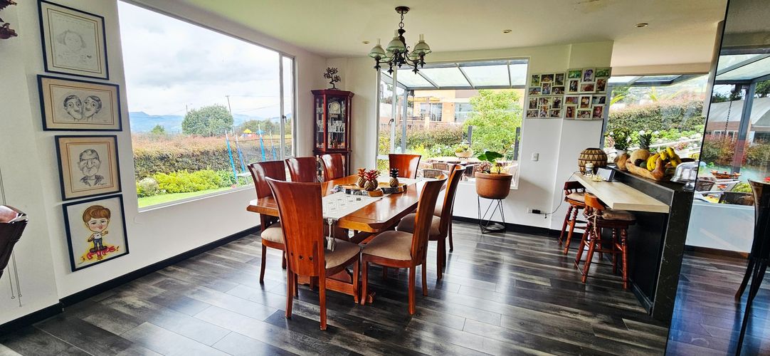 Casa de 4 alcobas en arriendo en Yerbabuena, Sopó, 260 m² · foto 9 de 24