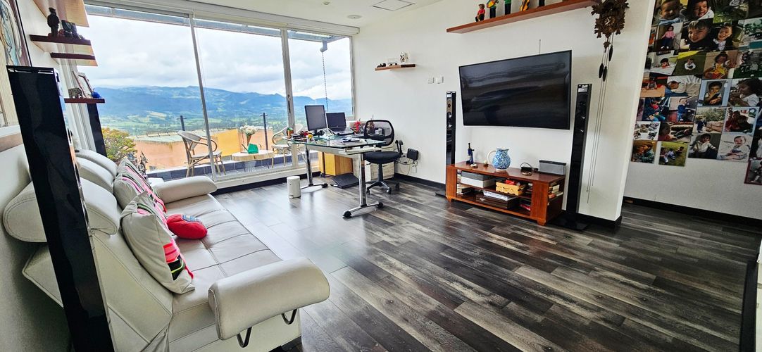 Casa de 4 alcobas en arriendo en Yerbabuena, Sopó, 260 m² · foto 18 de 24
