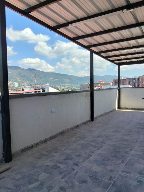 Apartamento de 2 alcobas en venta en Puerto Madero, Girón, 42 m² · foto 12 de 13