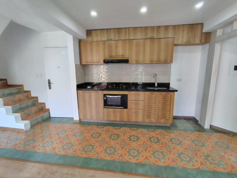 Apartamento en arriendo en Loma Del Escobero, Envigado · foto 2 de 15