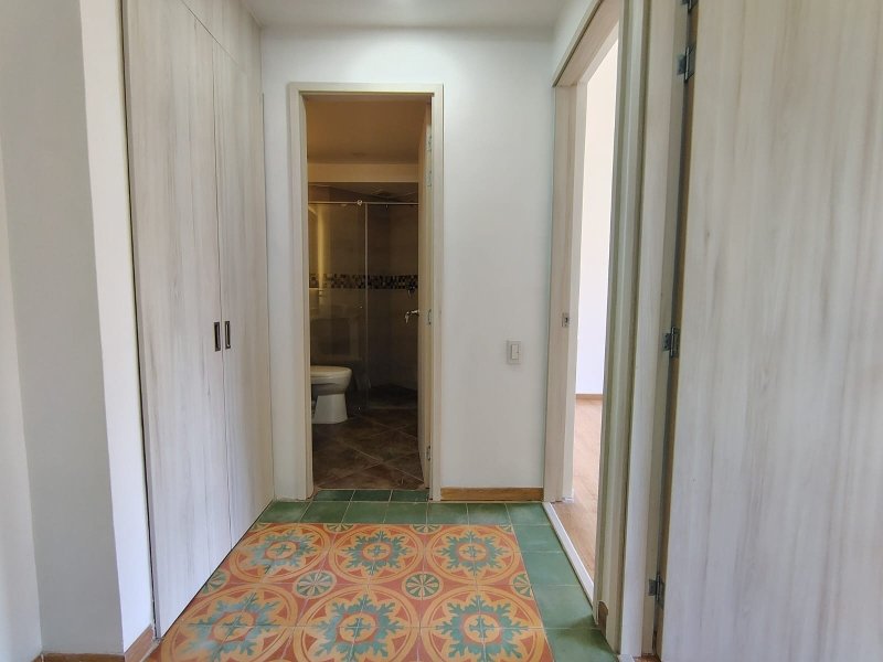Apartamento en arriendo en Loma Del Escobero, Envigado · foto 7 de 15