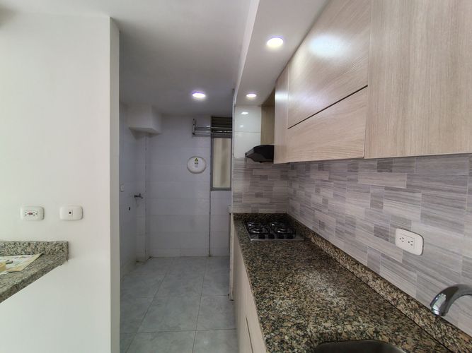 Apartamento de 3 alcobas en venta en Conjunto Residencial Provenzal, Madrid, 63 m² · foto 4 de 24