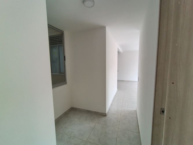 Apartamento de 3 alcobas en venta en Conjunto Residencial Provenzal, Madrid, 63 m² · foto 5 de 24