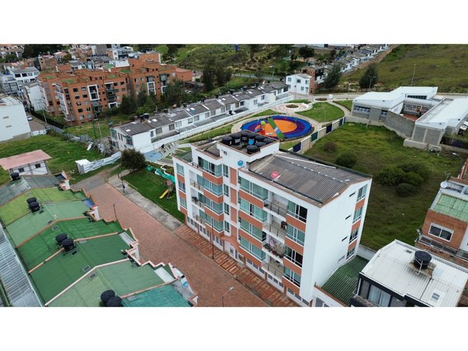 Apartaestudio en venta en Ub. Alcala Real, Tunja, 52 m² · foto 2 de 15
