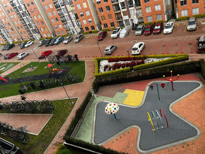 Apartamento de 3 alcobas en venta en Conjunto Residencial Provenzal, Madrid, 63 m² · foto 22 de 24