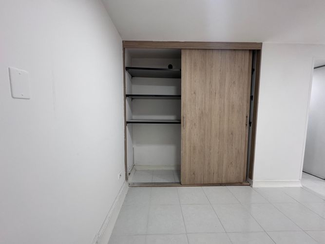 Oficina en arriendo en Belén, Medellín, 30 m² · foto 4 de 8