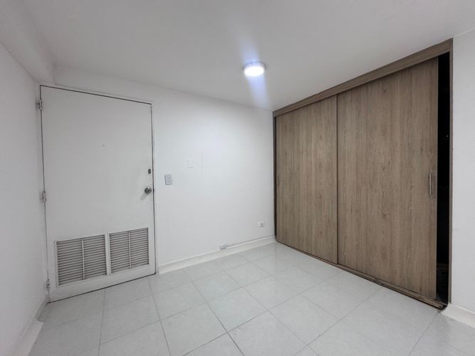 Oficina en arriendo en Belén, Medellín, 30 m² · foto 6 de 8