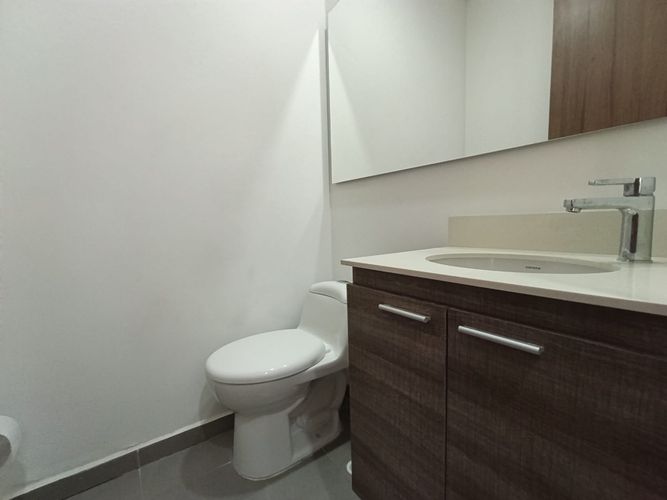 Apartamento de 2 alcobas en arriendo en Loma Del Escobero, Envigado, 88 m² · foto 16 de 20