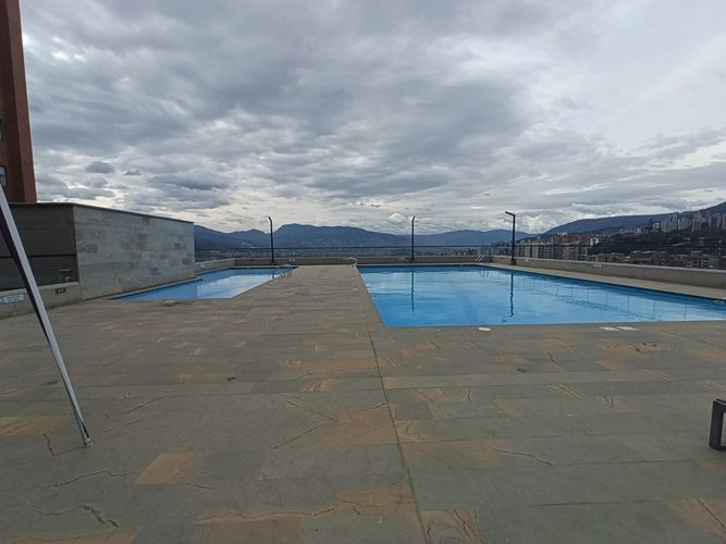 Apartamento de 2 alcobas en arriendo en Loma Del Escobero, Envigado, 88 m² · foto 17 de 20
