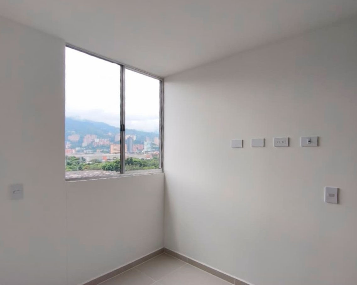 Apartamento en venta en Los Naranjos, Itagüí · foto 5 de 16