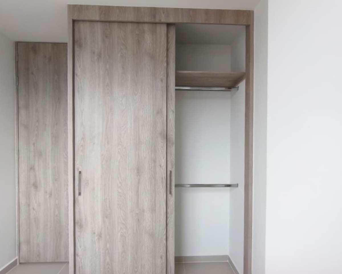 Apartamento en venta en Los Naranjos, Itagüí · foto 15 de 16