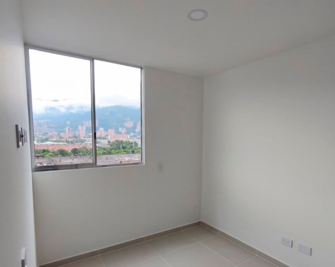 Apartamento en venta en Los Naranjos, Itagüí · foto 8 de 16