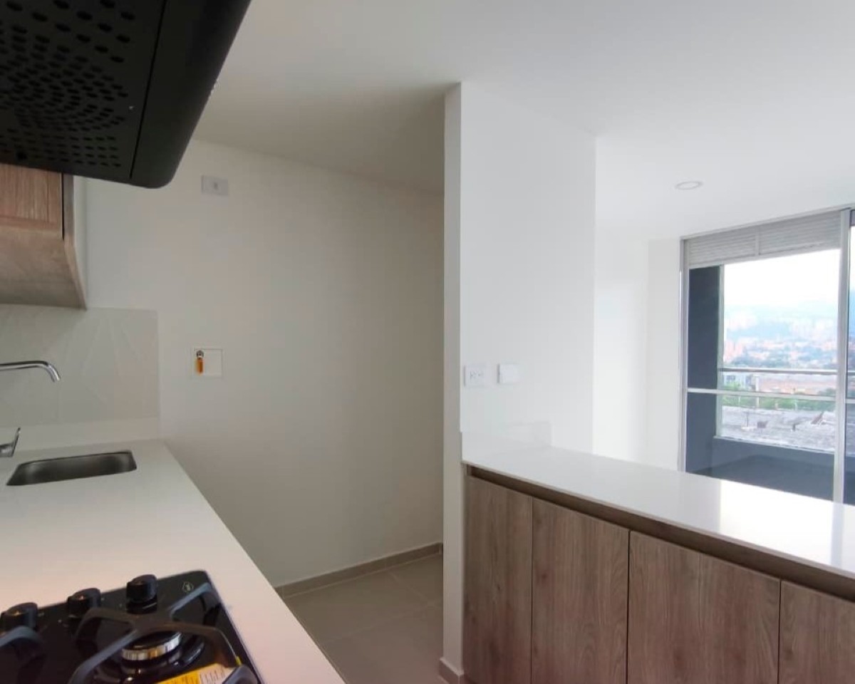 Apartamento en venta en Los Naranjos, Itagüí · foto 13 de 16