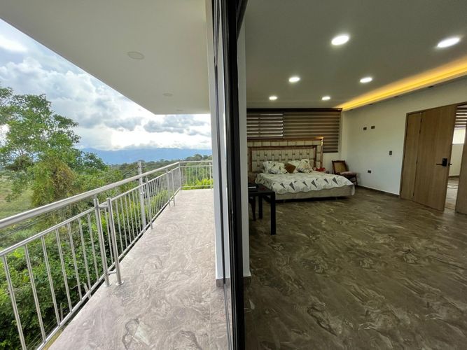 Casa de 6 alcobas en arriendo en Ruitoque Alto, Piedecuesta, 600 m² · foto 16 de 24