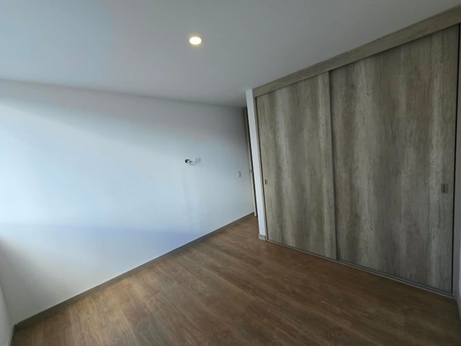 Apartamento de 2 alcobas en arriendo en El Poblado, Medellín, 80 m² · foto 7 de 14